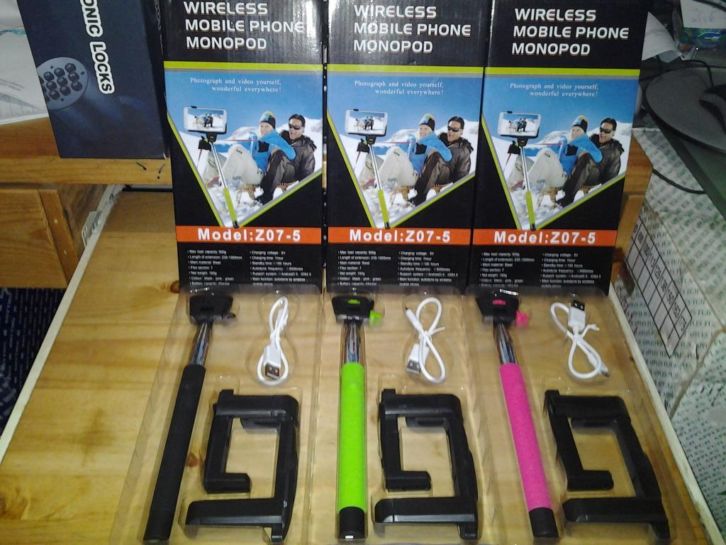 selfie stick