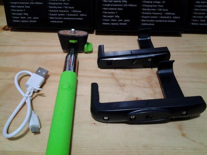 selfie stick